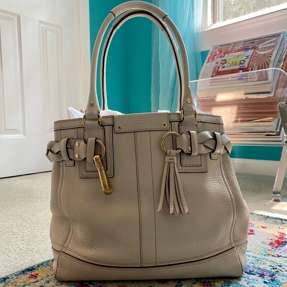Coach Limited Edition Pebbled Leather Shoulder Tote Satchel Bag J0693-10530